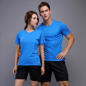 T-shirt unisexe noir à col rond, manches courtes, coupe classique, uni, séchage rapide, tricoté, respirant, 100% coton molletonné, style sportif - Product Image 4