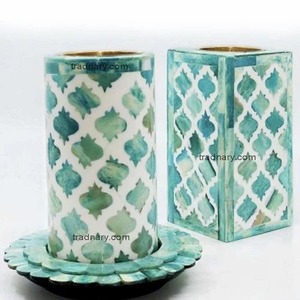 Quemador de Bakhoor Artesanal con Incrustaciones de Hueso y Tapa, Elegante Accesorio para Fragancias Árabes - Product Image 3