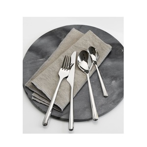 Ensemble de couverts de luxe en acier inoxydable avec manches rainurées, 4 pièces, finition miroir ergonomique, pour la restauration fine - Product Image 4