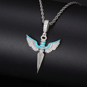 Colgante de Espada con Alas de Ángel de Lujo Estilo Hip Hop, con Moissanita y Plata Brillante, Joyería de Alta Gama para Fiestas y Eventos, Regalo Ideal - Product Image 1