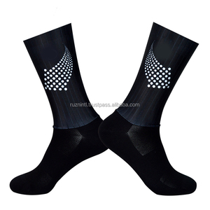 Chaussettes en dentelle pour femmes, chaussettes en maille transparente élégantes, style robe pour les fêtes ou le quotidien - Product Image 3