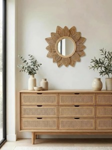 Espejo de ratán con forma de flor de primera calidad, espejo artesanal perfecto para la entrada, ideal para un rápido vistazo antes de salir de casa, procedente de la India. - Product Image 3