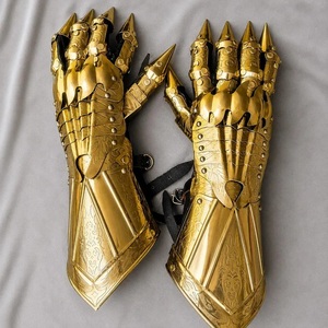 Gants de chevalier médiévaux en laiton plaqué or, armure moderne personnalisée, émail doux gravé, style gothique, portables, pour cosplay, costume antique - Product Image 4