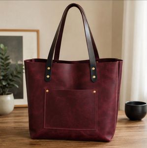 Sac fourre-tout en cuir véritable pour femme, style décontracté, bandoulière, ouverture supérieure, grande capacité, couleur violet foncé, usage quotidien - Product Image 4