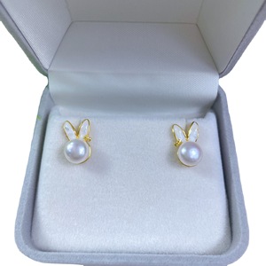 Boucles d'oreilles en perles rondes plates d'eau douce de 7-8 mm, enveloppées d'or 14 carats, oreilles de lapin et perles simples et charmantes - Product Image 5