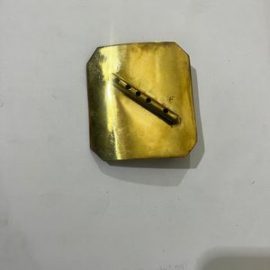 Parece ser una hebilla de cinturón de oficina del Segundo Imperio francés, con un diseño de águila en bronce dorado. - Product Image 5