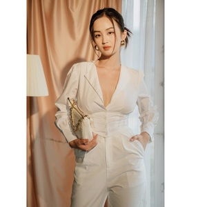 Nouvelles arrivées : Robe chemise en mousseline à manches longues, couleur unie, boutonnée, respirante, sexy, personnalisable avec logo, pour l'été - Product Image 4