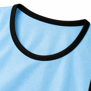 Maillot d'entraînement de football bleu clair personnalisé en maille, sans manches, respirant, séchage rapide, OEM ODM, vente en gros - Product Image 5
