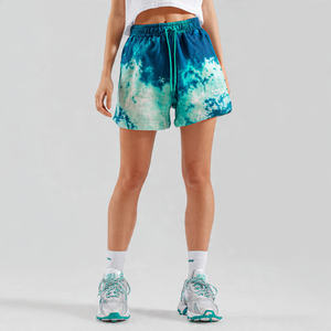 Ensemble de survêtements personnalisés par sublimation pour femme : shorts de jogging et sweats de haute qualité imprimés tie-dye, effet délavé, pour l'hiver - Product Image 4