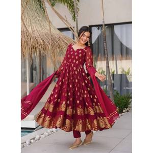 Hermoso Vestido Indio y Pakistaní con Dupatta para Fiestas - Product Image 5