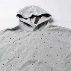 เสื้อฮู้ดดี้ผ้าฟลีซคอตตอน 100% ลายดอกไม้ขนาดใหญ่พิเศษ  แบบหนา  ตกแต่งด้วยคริสตัล  สไตล์ Y2K  สตรีทแวร์  ใส่ได้ทั้งชายและหญิง  มีกระเป๋า  เป็นมิตรต่อสิ่งแวดล้อม - Product Image 3