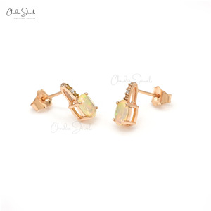 ผู้จัดจำหน่ายขายส่ง ต่างหูโอปอลทรงรีขนาด 6x4 มม. ประดับเพชรในทองคำขาว 14k พร้อมจัดส่ง - Product Image 4