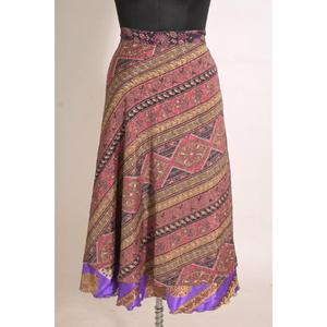 Falda Maxi Cruzada de Seda con Estampado Floral Vintage para Mujer, Hecha a Mano y Personalizada - Product Image 1