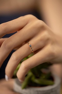 Anillo minimalista para mujer, plata de ley 925, chapado en oro de 14 quilates, joyería hecha a mano, regalo para ella, mamá, hermana - Product Image 5