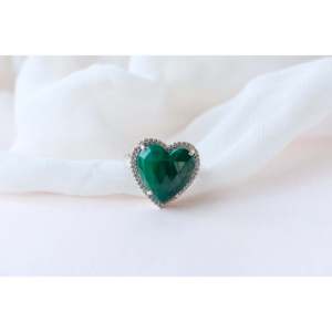 Bague Halo pour Enfants en Platine Plaqué Rhodium avec Malachite Sertie à Griffes, Réglable - Product Image 1