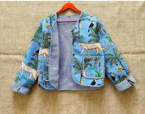 เสื้อแจ็คเก็ตผ้าควิลท์ลายดอกไม้สไตล์วินเทจ  งานปะติดปะต่อ  ทำมือจากผ้าฝ้าย  แบบสองด้าน  สไตล์โบโฮ  เสื้อคลุมสำหรับผู้หญิง  ผลิตภัณฑ์ที่ยั่งยืน - Product Image 4