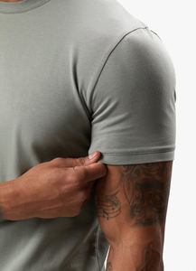 Camiseta de Cuello Redondo para Hombre, Color Gris Claro, Corte Regular, 100% Algodón, Secado Rápido, Informal, Manga Corta - Product Image 6