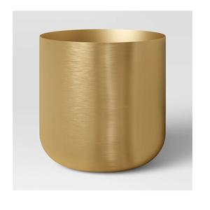 Macetero de metal dorado ornamentado para hoteles de lujo con un impresionante atractivo decorativo - Product Image 5