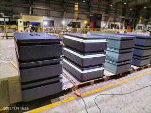 Soportes/Estantes Metálicos Modernos para TV, Personalizados OEM, con Altura Ajustable - Fabricante de Vietnam |   Servicio OEM Disponible - Product Image 6