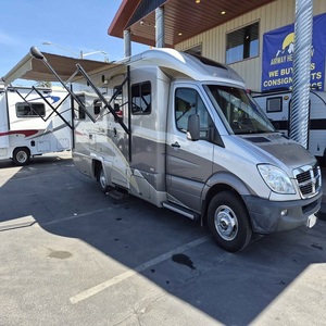 High-<b>End</b> RV Motorhome Luxury Camper Vehicle Diesel Engine Smart Control System Solar Panel Equipped Mobile Home for Long Travel - Product Image 4