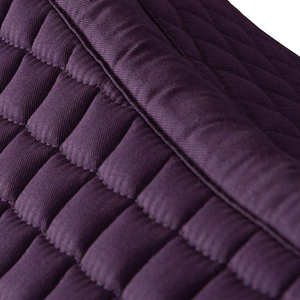 Almohadilla de montura inglesa de alta resistencia con costuras reforzadas para máxima durabilidad y rendimiento premium. - Product Image 6