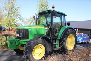 J-o-h-n D-e-e-r-e 6220 - Product Image 6