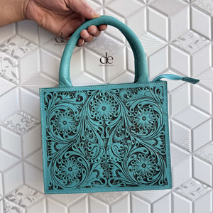 Bolso de Hombro de Cuero con Grabado a Mano de Diseño Moderno, Estilo Bohemio Gitano, Color Turquesa, Vintage, Hecho a Mano, Tamaño Pequeño, Bolsos Elegantes - Product Image 1