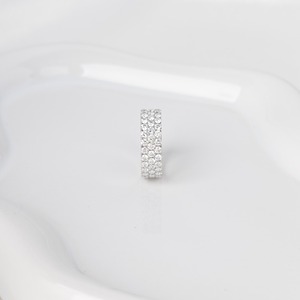 Anillo de Eternidad Minimalista de Oro de 14K con Tres Hileras de Diamantes de Laboratorio de Lujo de 0.04CT, 81 Piezas con Micropavé, Certificado IGI - Product Image 4