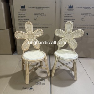 Chaise pour enfants en rotin faite à la main pour la location d'événements de mariage, la décoration de fêtes d'anniversaire, la photographie, vente en gros - Product Image 4