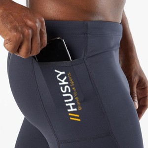 Shorts de Compresión Unisex de Nailon y Spandex, Cintura Alta Elástica, Bolsillo Oculto, Logotipo Personalizado, Secado Rápido, Ligeros, Transpirables, hasta la Rodilla - Product Image 5