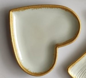 Ensemble d'assiettes décoratives en aluminium en forme de feuille, faites à la main, avec bordure dorée, motif végétal, design moderne pour la décoration de la maison et les fêtes - Product Image 4
