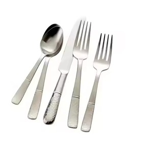 Elegante Juego de Cubiertos de Acero Inoxidable Diseñado para Comidas Sofisticadas y Recepciones - Product Image 2