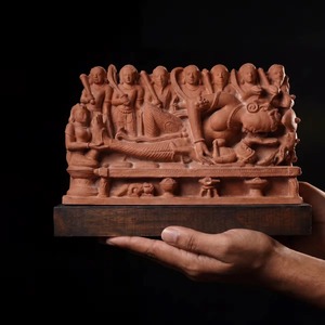 Sculpture artisanale de la naissance de Krishna |   Décoration d'intérieur traditionnelle du 10ème siècle en pierre sculptée du Madhya Pradesh - Product Image 3