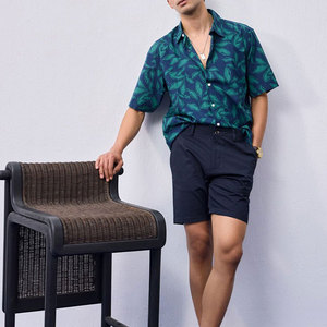 Chemise décontractée à manches courtes pour homme, motif floral, bleu marine, col rabattu, 100% coton popeline, respirante, pour l'été, chemise de plage hawaïenne - Product Image 4