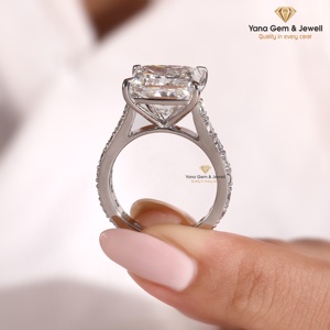 Anillo de Diamante CVD Cultivado en Laboratorio con Corte Princesa Excepcional para Día Especial, 8.00 Quilates, Color F, Claridad VVS2, Oro Sólido de 14K, Certificado IGI - Product Image 4