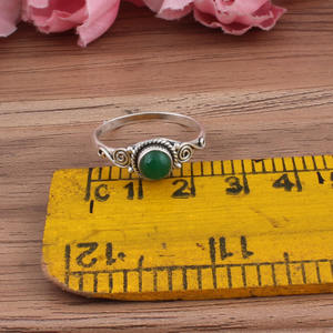 Anillo de Plata de Ley 925 con Turquesa Verde Natural en Engaste Clásico, Joyería China, Piedra Genuina, para Mujer, Venta al por Mayor - Product Image 3