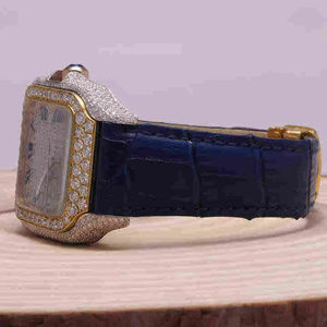 นาฬิกาข้อมือหนังสีน้ำเงินประดับเพชรแบบ Iced Out จากโรงงานโดยตรง เหมาะสำหรับงานออฟฟิศ ปาร์ตี้ และงานกลางคืน มีราคาส่งออก - Product Image 5