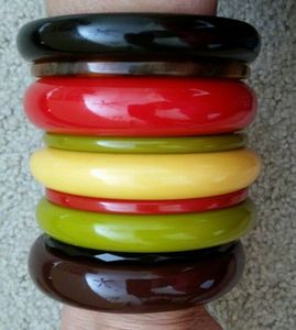 Bracelets en résine de haute qualité, de marque, très polis, avec motif d'ange, style coloré pour filles, fabriqués à la main en Inde - Product Image 1