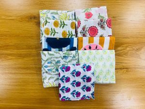 Lot de serviettes en tissu imprimées à la main pour la maison, la cuisine, la salle à manger, les fêtes - Product Image 2