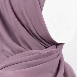Vente Chaude – Nouveaux Styles Personnalisables : Foulards, Châles et Voiles en Chiffon Uni et Georgette pour Femmes Musulmanes – Voile Doux en Chiffon - Product Image 4