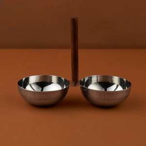 Juego de Dos Tazones Árabes Modernos de Alta Calidad, de Metal y Madera, Ecológicos, Libres de Plomo, Hechos a Mano, Duraderos, para Servir en la Cocina - Product Image 1