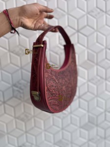 Bolso de Hombro de Cuero con Grabado a Mano de Diseño Exclusivo, Estilo Bohemio Gitano, Hecho a Mano, Estilo Occidental, Novedad 2026 - Product Image 2