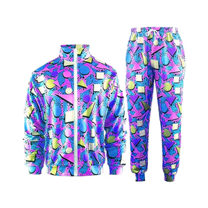 Ensemble de survêtement deux pièces léger pour homme, coupe décontractée, avec logo personnalisé imprimé, idéal pour le sport et les loisirs - Product Image 1