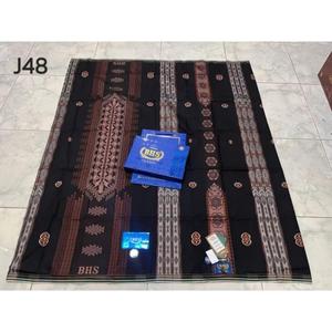 Jacquard BHS <b>Sarong</b> Classic Lungi Traditional Muslim Wear Comfortable <b>Sarong</b> for Men Ideal for Daily Wear and Islamic Activities - Product Image 1