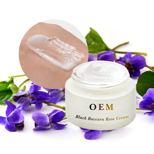 ครีมบำรุงผิวหน้า CHORUS Botanical Firming ผสมสารสกัดจากดอกโรซาไฮบริดและกรดทรานเน็กซามิก เพื่อผิวกระจ่างใส ผลิตภัณฑ์ดูแลผิวแบบ Private Label - Product Image 1