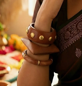 Bracelets en bois naturels, magnifiques et design, avec incrustations en laiton, pour un usage quotidien, taille personnalisable - Product Image 3