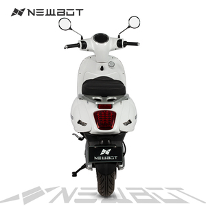 Scooter électrique rétro 2 kW 45 km/h 72 V 26 Ah, cyclomoteur électrique avec pneus de 12 pouces et frein à disque avant, motos électriques - Product Image 3