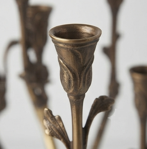 Candélabre en métal bronze antique en forme de branche de cerf, porte-bougie décoratif pour la décoration de la maison - Product Image 5