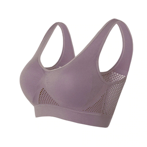 Sujetador Deportivo para Mujer de Nailon y Spandex Ecológico de Primera Calidad de Saleh Enterprises, Talla Grande, Resistente al Viento, Antibacteriano, Sin Costuras, con Efecto Push-Up - Product Image 4