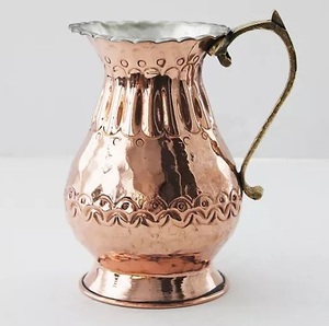 Carafe à eau en cuivre pour le stockage de l'eau potable, au design traditionnel et finition artisanale durable - Product Image 1